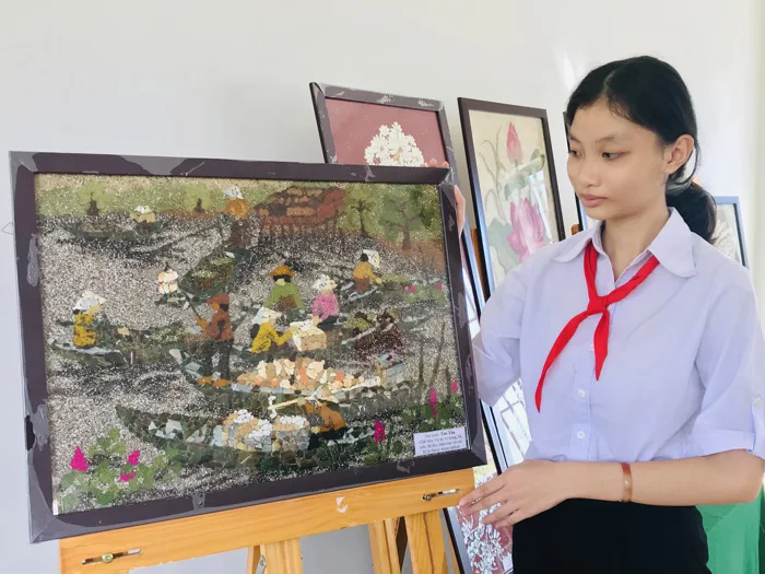 Biến' rác sinh hoạt thành tranh để lan tỏa thông điệp bảo vệ môi trường
