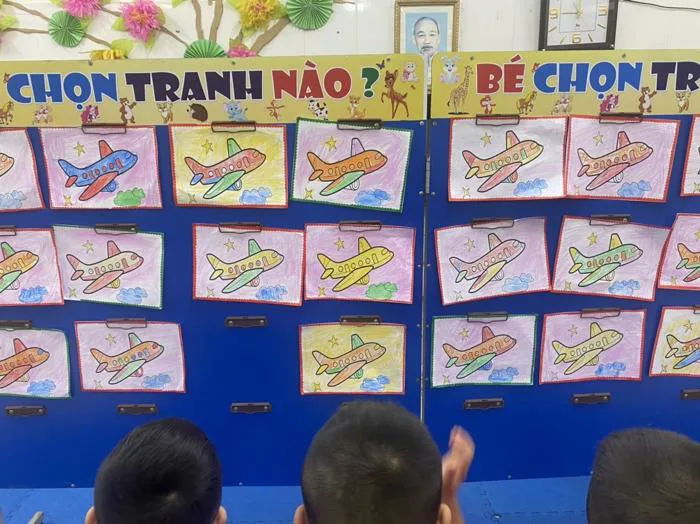 Hoạt động tạo hình của trẻ lớp 3 tuổi B. Trường Mầm non Xuân Phổ
