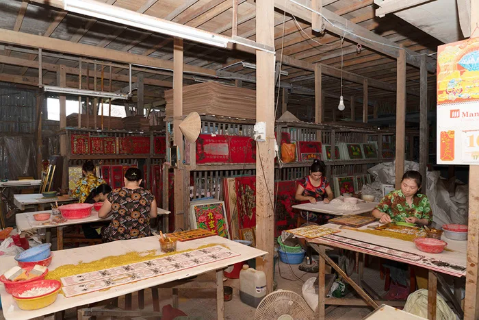 Độc đáo nghề tranh kiếng Độc đáo nghề tranh kiếng